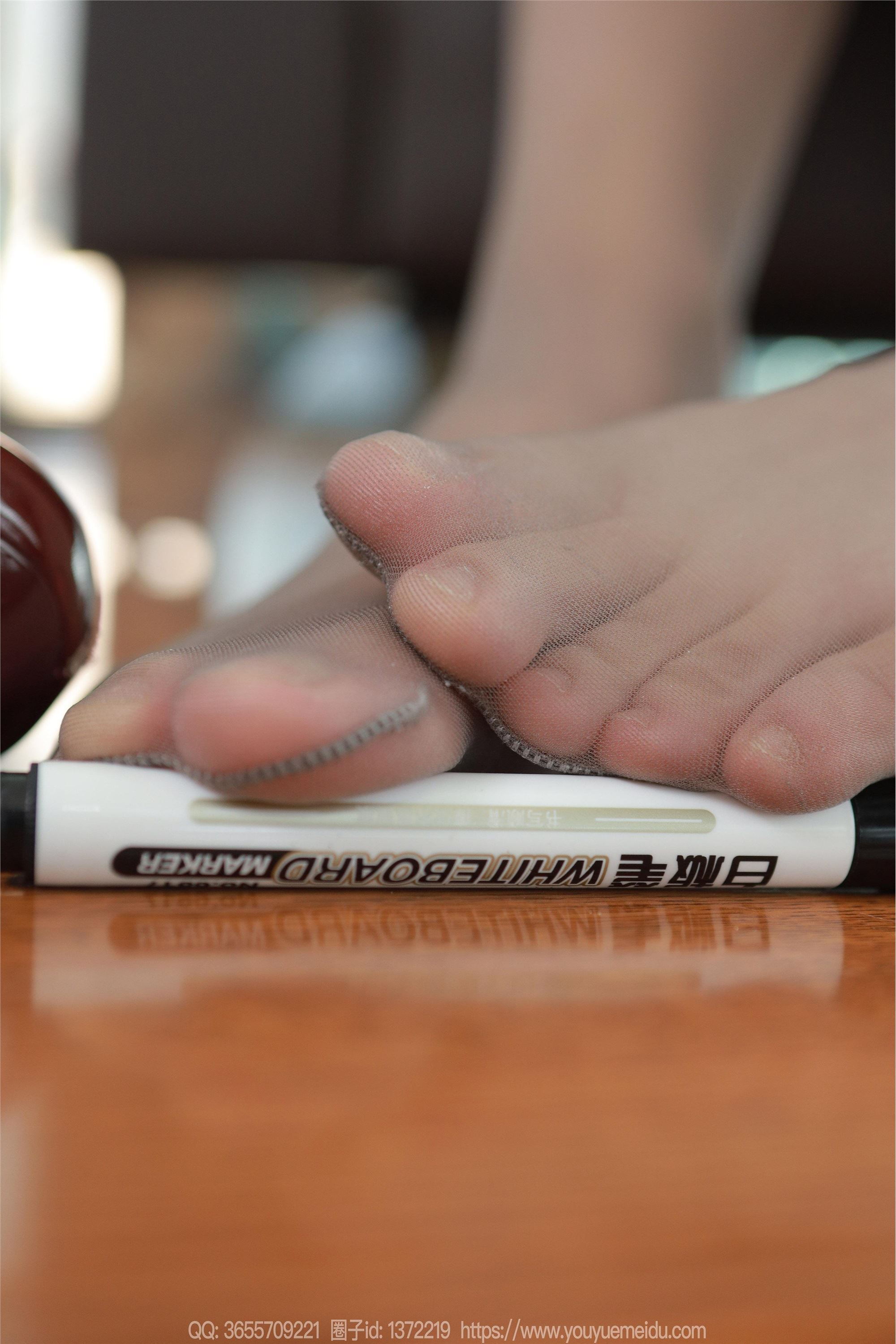 IESS异思趣向  2023.10.09 丝享家 1554 小婕《蟒纹衬衣》